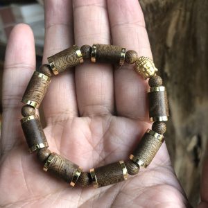 Vòng Tay Trầm Hương Tự Nhiên