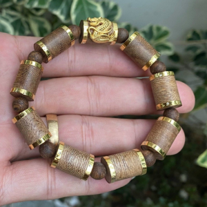 Vòng Tay Trầm Hương Bọc Vàng 18K